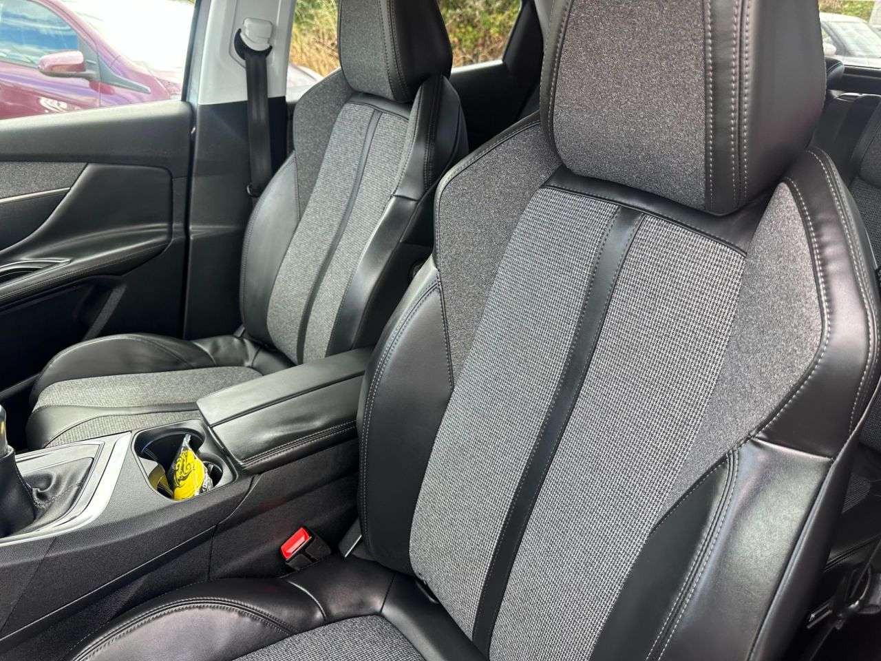 2017 PEUGEOT 3008 2017 PEUGEOT 3008