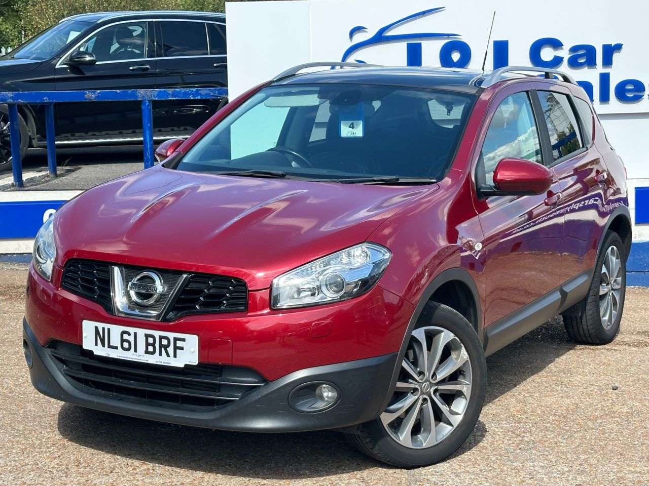 A 2011 NISSAN QASHQAI 1.5 dCi Tekna SUV 5dr Diesel Manual 2WD Euro 5 (110 ps) GREAT SERVICE HISTO A 2011 NISSAN QASHQAI 1.5 dCi Tekna SUV 5dr Diesel Manual 2WD Euro 5 (110 ps) GREAT SERVICE HISTO