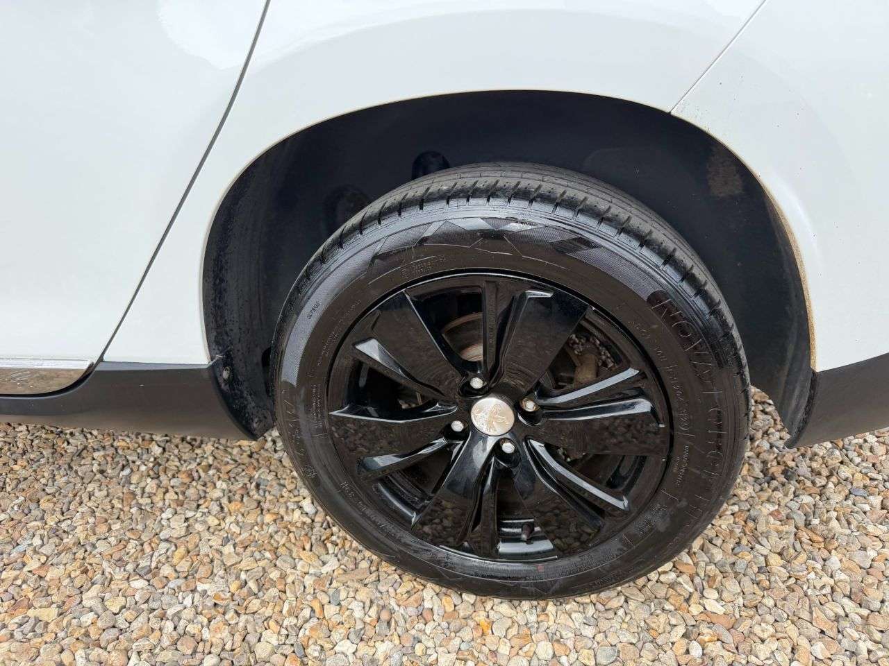 2016 PEUGEOT 2008 2016 PEUGEOT 2008