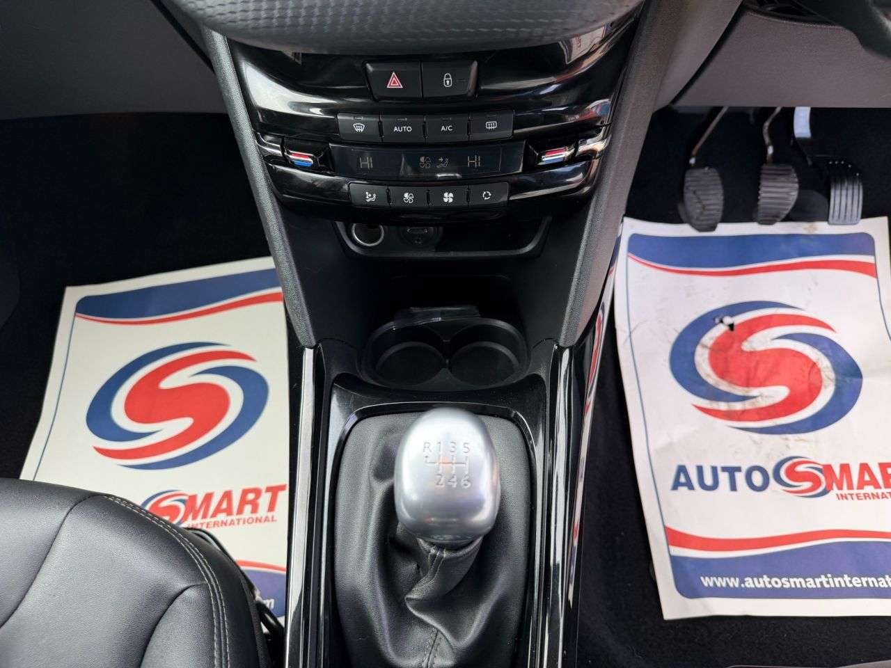 2016 PEUGEOT 2008 2016 PEUGEOT 2008
