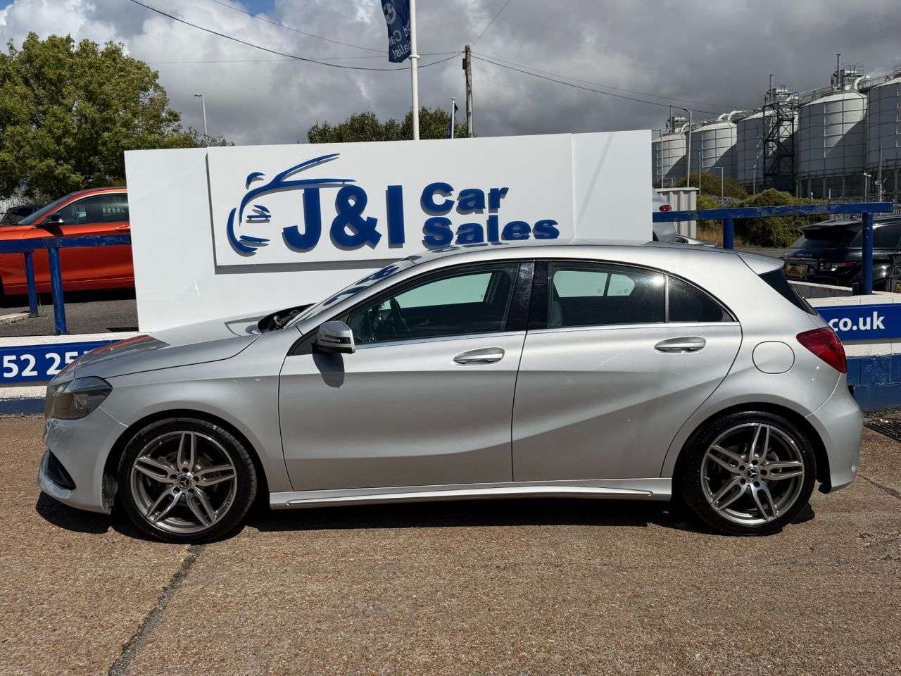 A 2018 MERCEDES-BENZ A CLASS 2.1 A200d AMG Line Hatchback 5dr Diesel 7G-DCT Euro 6 (s/s) (136 ps) GREAT A 2018 MERCEDES-BENZ A CLASS 2.1 A200d AMG Line Hatchback 5dr Diesel 7G-DCT Euro 6 (s/s) (136 ps) GREAT