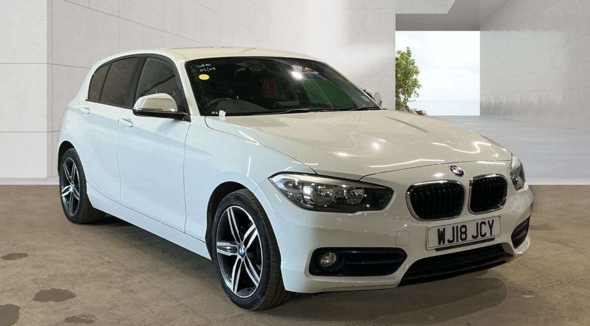 A 2018 BMW 1 SERIES 1.5 118i Sport Hatchback 5dr Petrol Manual Euro 6 (s/s) (136 ps) GREAT SERV A 2018 BMW 1 SERIES 1.5 118i Sport Hatchback 5dr Petrol Manual Euro 6 (s/s) (136 ps) GREAT SERV