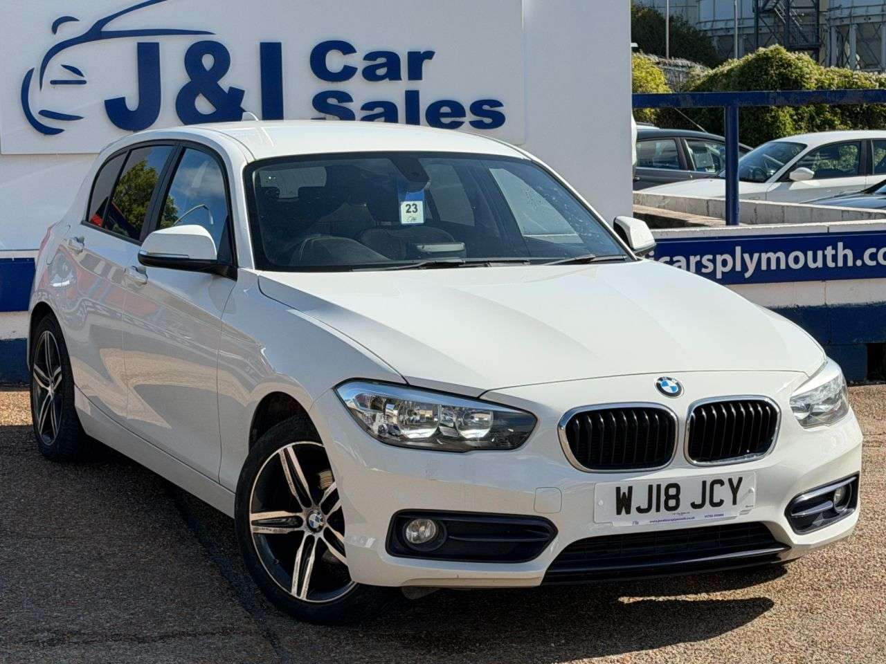A 2018 BMW 1 SERIES 1.5 118i Sport Hatchback 5dr Petrol Manual Euro 6 (s/s) (136 ps) GREAT SERV A 2018 BMW 1 SERIES 1.5 118i Sport Hatchback 5dr Petrol Manual Euro 6 (s/s) (136 ps) GREAT SERV