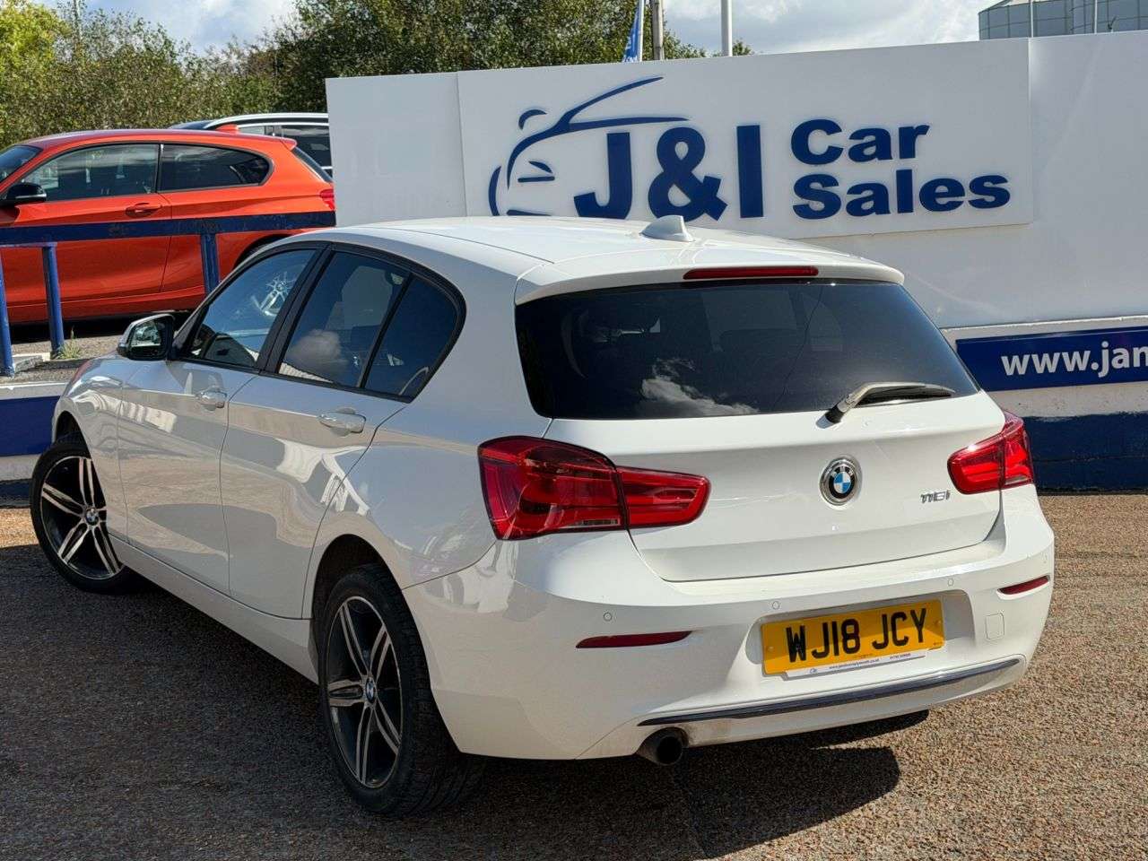 2018 BMW 1 SERIES 2018 BMW 1 SERIES
