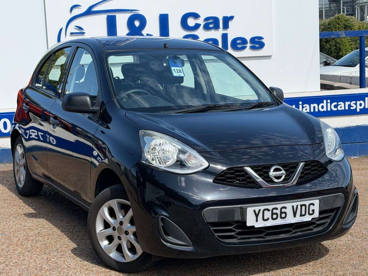 A 2016 NISSAN MICRA 1.2 Vibe Hatchback 5dr Petrol Manual Euro 6 (80 ps) GREAT SERVICE HISTORY W A 2016 NISSAN MICRA 1.2 Vibe Hatchback 5dr Petrol Manual Euro 6 (80 ps) GREAT SERVICE HISTORY W