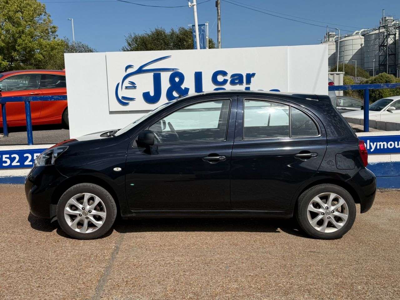 A 2016 NISSAN MICRA 1.2 Vibe Hatchback 5dr Petrol Manual Euro 6 (80 ps) GREAT SERVICE HISTORY W A 2016 NISSAN MICRA 1.2 Vibe Hatchback 5dr Petrol Manual Euro 6 (80 ps) GREAT SERVICE HISTORY W