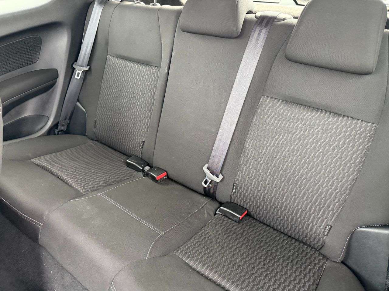 2017 PEUGEOT 208 2017 PEUGEOT 208