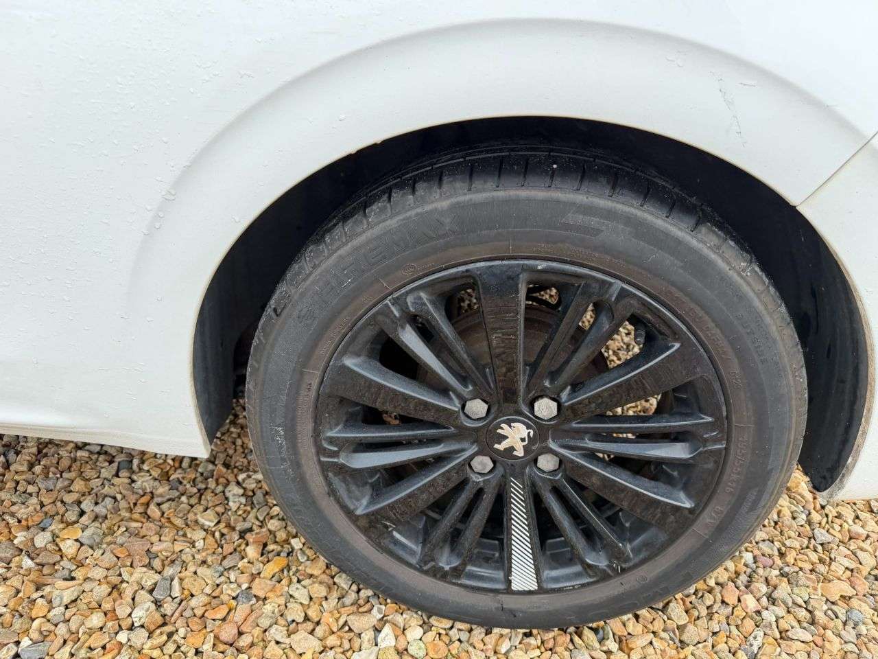 2017 PEUGEOT 208 2017 PEUGEOT 208