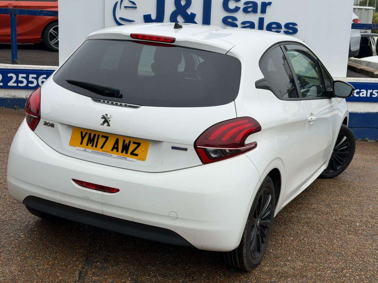 2017 PEUGEOT 208 2017 PEUGEOT 208