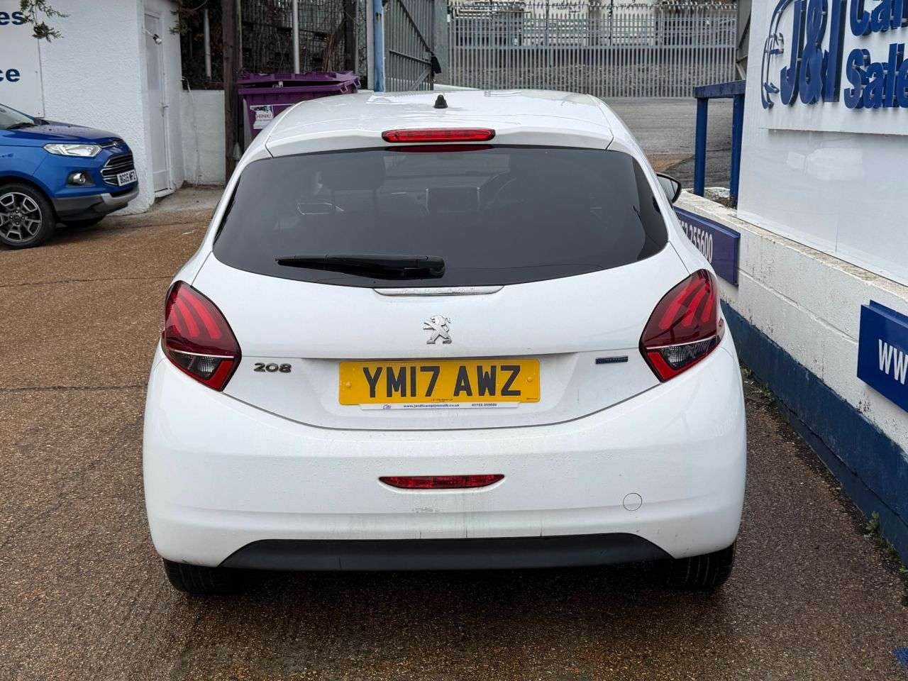 2017 PEUGEOT 208 2017 PEUGEOT 208