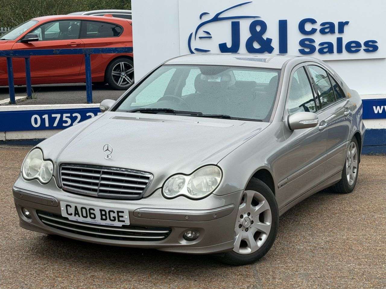 A 2006 MERCEDES-BENZ C CLASS 2.1 C220 CDI Elegance SE Saloon 4dr Diesel Automatic (178 g/km, 150 bhp) GR A 2006 MERCEDES-BENZ C CLASS 2.1 C220 CDI Elegance SE Saloon 4dr Diesel Automatic (178 g/km, 150 bhp) GR
