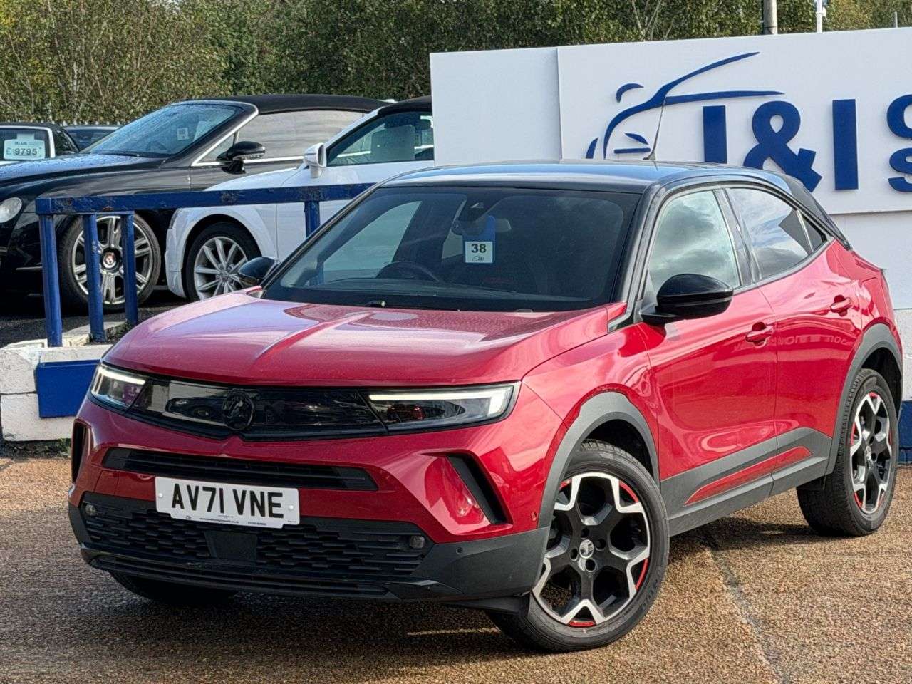 A 2021 VAUXHALL MOKKA 1.2 Turbo SRi Nav Premium SUV 5dr Petrol Manual Euro 6 (s/s) (130 ps) GREAT A 2021 VAUXHALL MOKKA 1.2 Turbo SRi Nav Premium SUV 5dr Petrol Manual Euro 6 (s/s) (130 ps) GREAT