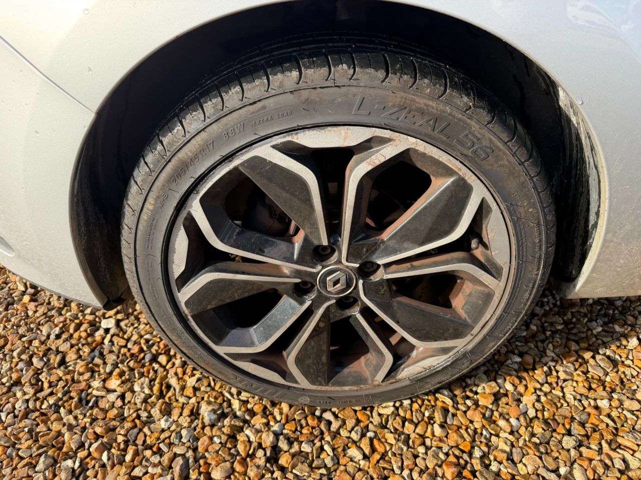 2017 RENAULT CLIO 2017 RENAULT CLIO