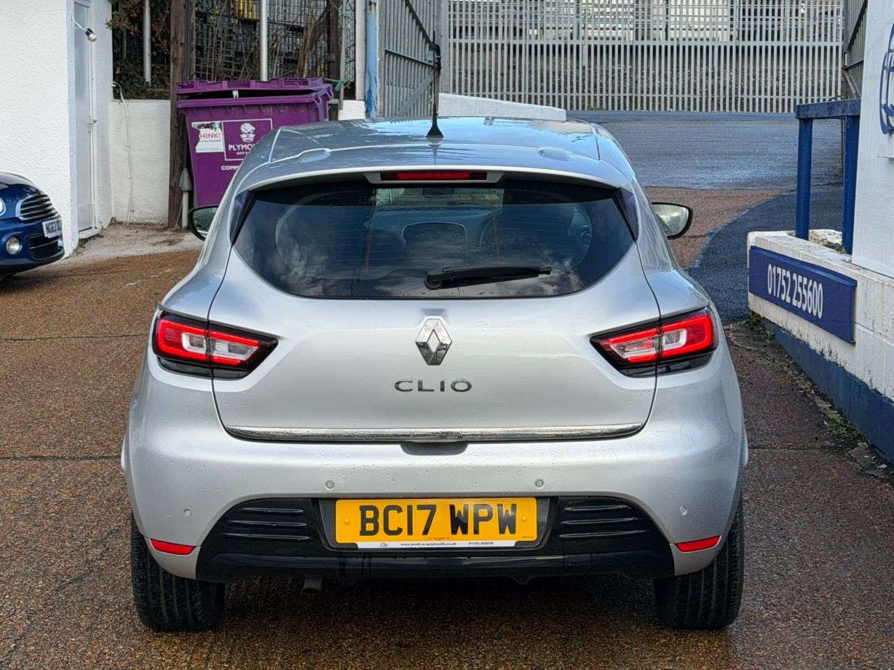 2017 RENAULT CLIO 2017 RENAULT CLIO