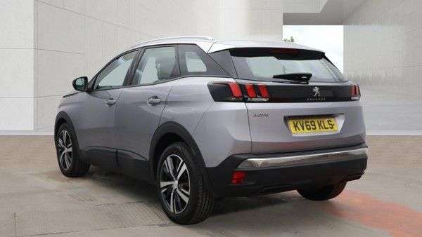 2019 PEUGEOT 3008 2019 PEUGEOT 3008