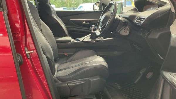 2019 PEUGEOT 3008 2019 PEUGEOT 3008