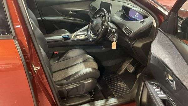 2017 PEUGEOT 3008 2017 PEUGEOT 3008