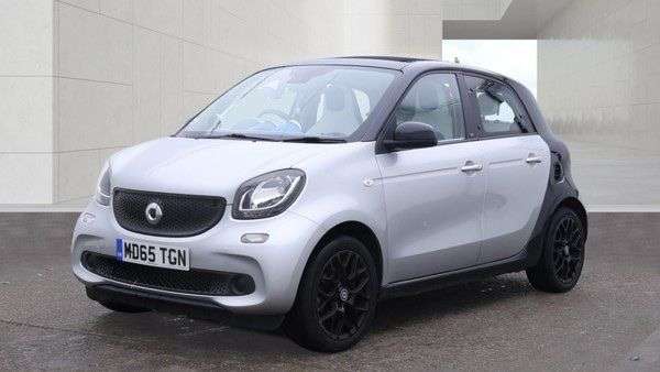 A 2015 SMART FORFOUR 0.9T Proxy (Premium) Hatchback 5dr Petrol Manual Euro 6 (s/s) (90 ps) GREAT A 2015 SMART FORFOUR 0.9T Proxy (Premium) Hatchback 5dr Petrol Manual Euro 6 (s/s) (90 ps) GREAT