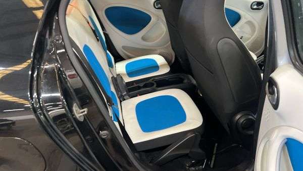2015 SMART FORFOUR 2015 SMART FORFOUR