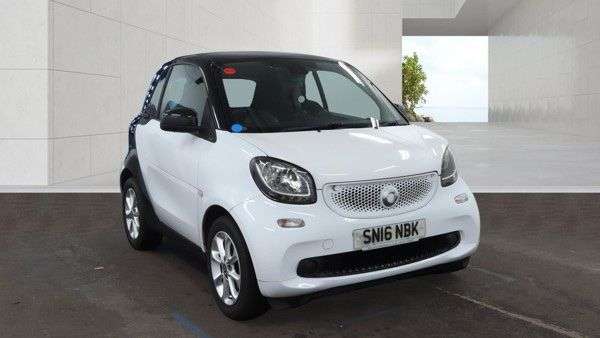 A 2016 SMART FORTWO 1.0 Passion Coupe 2dr Petrol Manual Euro 6 (s/s) (71 ps) GREAT SERVICE HIST A 2016 SMART FORTWO 1.0 Passion Coupe 2dr Petrol Manual Euro 6 (s/s) (71 ps) GREAT SERVICE HIST
