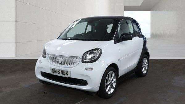 A 2016 SMART FORTWO 1.0 Passion Coupe 2dr Petrol Manual Euro 6 (s/s) (71 ps) GREAT SERVICE HIST A 2016 SMART FORTWO 1.0 Passion Coupe 2dr Petrol Manual Euro 6 (s/s) (71 ps) GREAT SERVICE HIST
