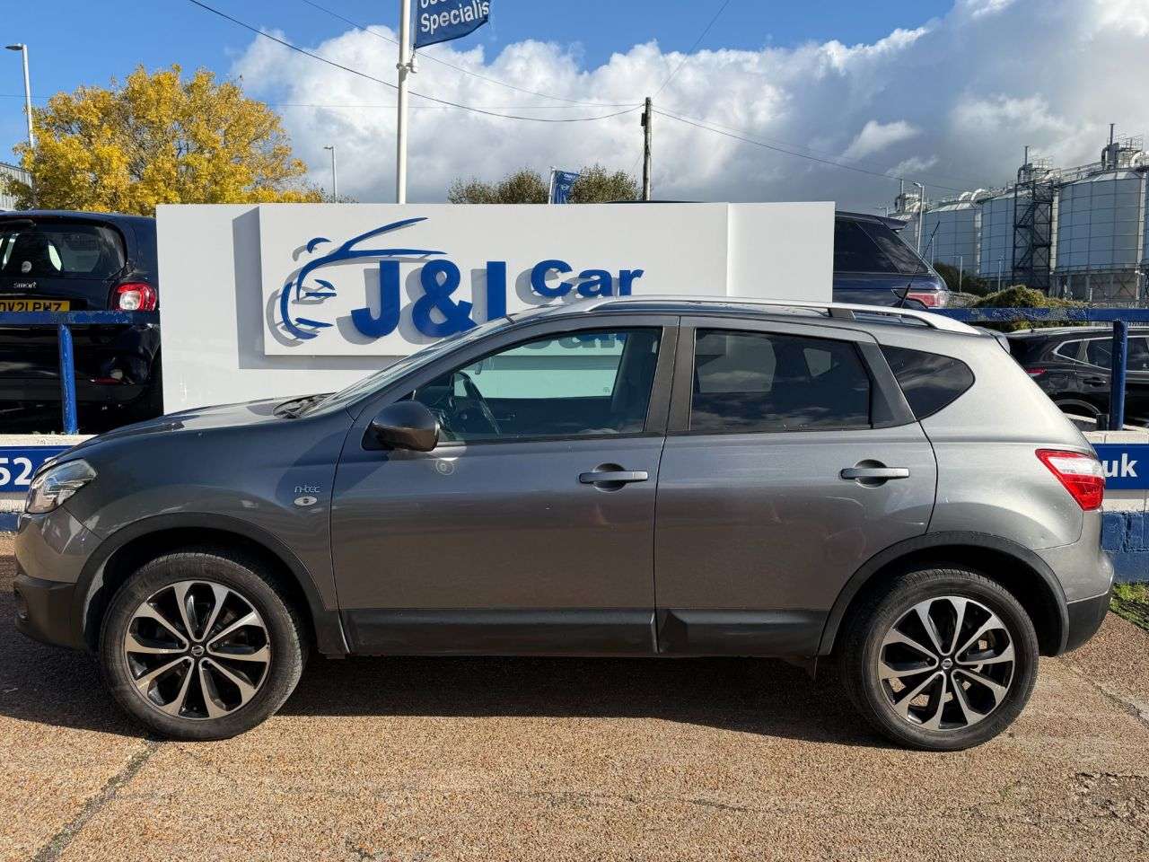 A 2011 NISSAN QASHQAI 1.5 dCi n-tec SUV 5dr Diesel Manual 2WD Euro 5 (110 ps) GREAT VALUE CAR.. A 2011 NISSAN QASHQAI 1.5 dCi n-tec SUV 5dr Diesel Manual 2WD Euro 5 (110 ps) GREAT VALUE CAR..
