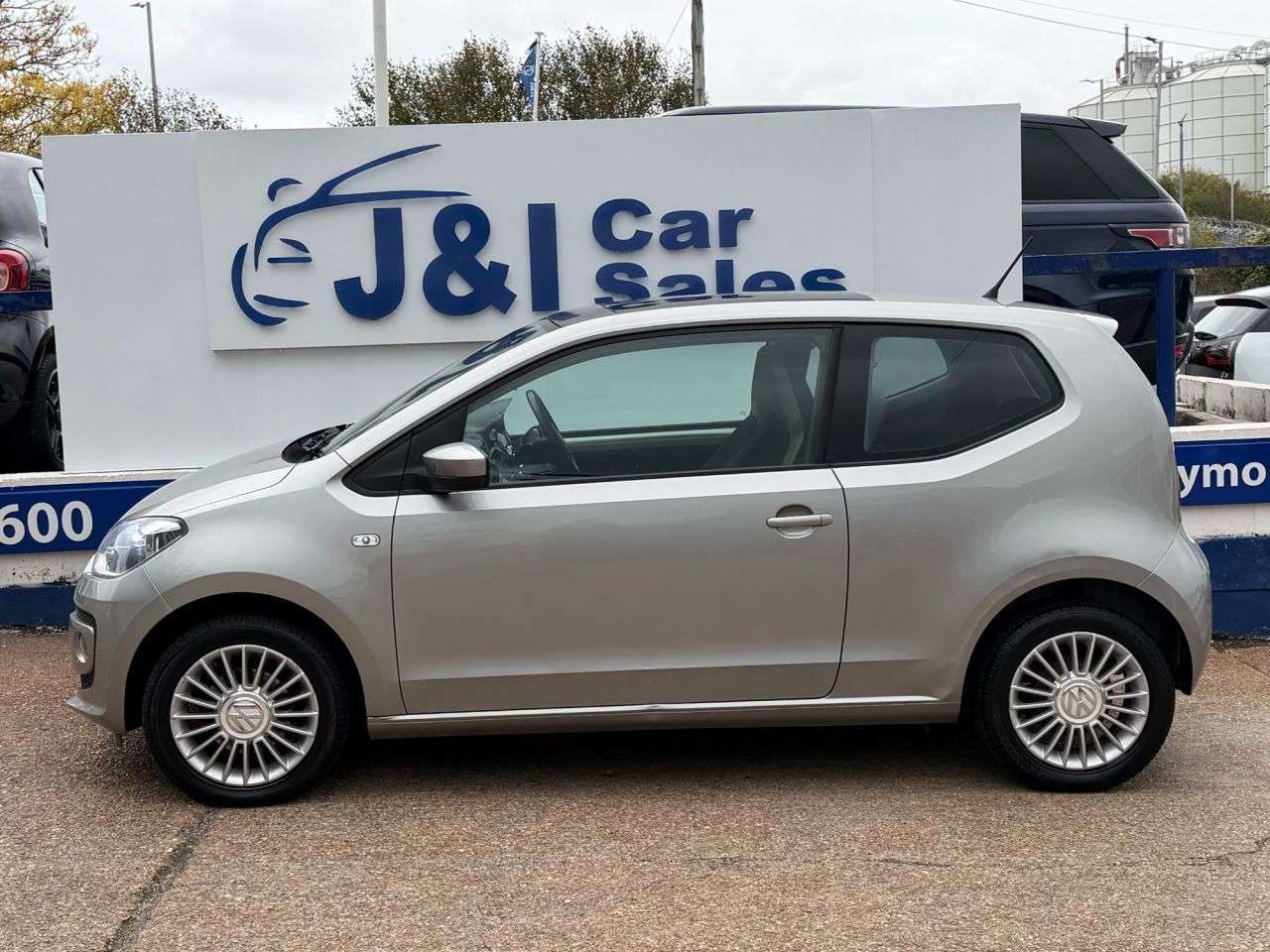 A 2012 VOLKSWAGEN UP! 1.0 High up! Hatchback 3dr Petrol Manual Euro 5 (75 ps) A GREAT EXAMPLE INS A 2012 VOLKSWAGEN UP! 1.0 High up! Hatchback 3dr Petrol Manual Euro 5 (75 ps) A GREAT EXAMPLE INS
