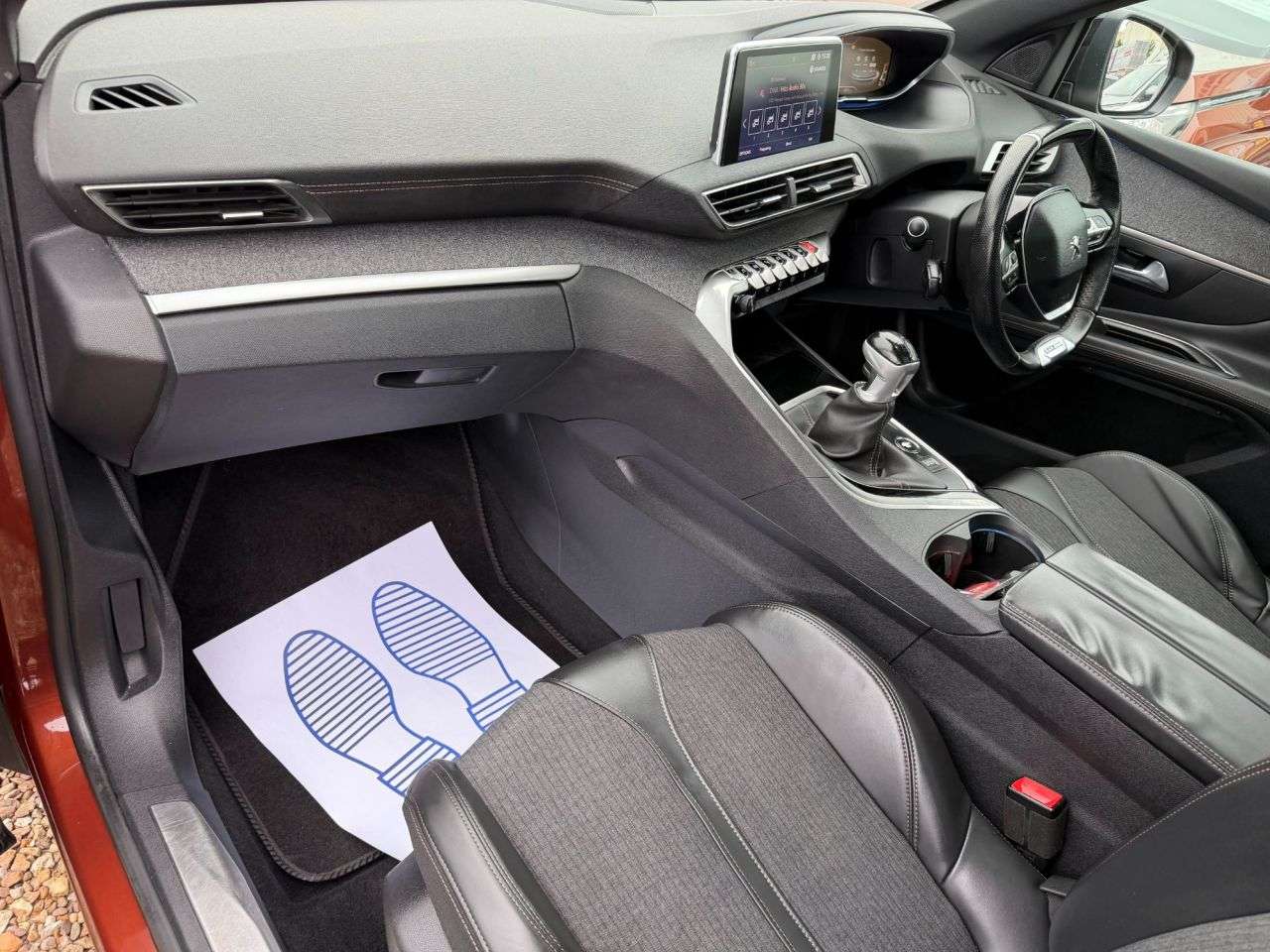 2018 PEUGEOT 3008 2018 PEUGEOT 3008
