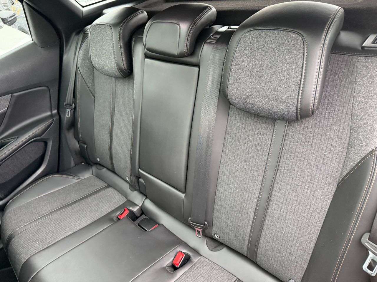 2018 PEUGEOT 3008 2018 PEUGEOT 3008