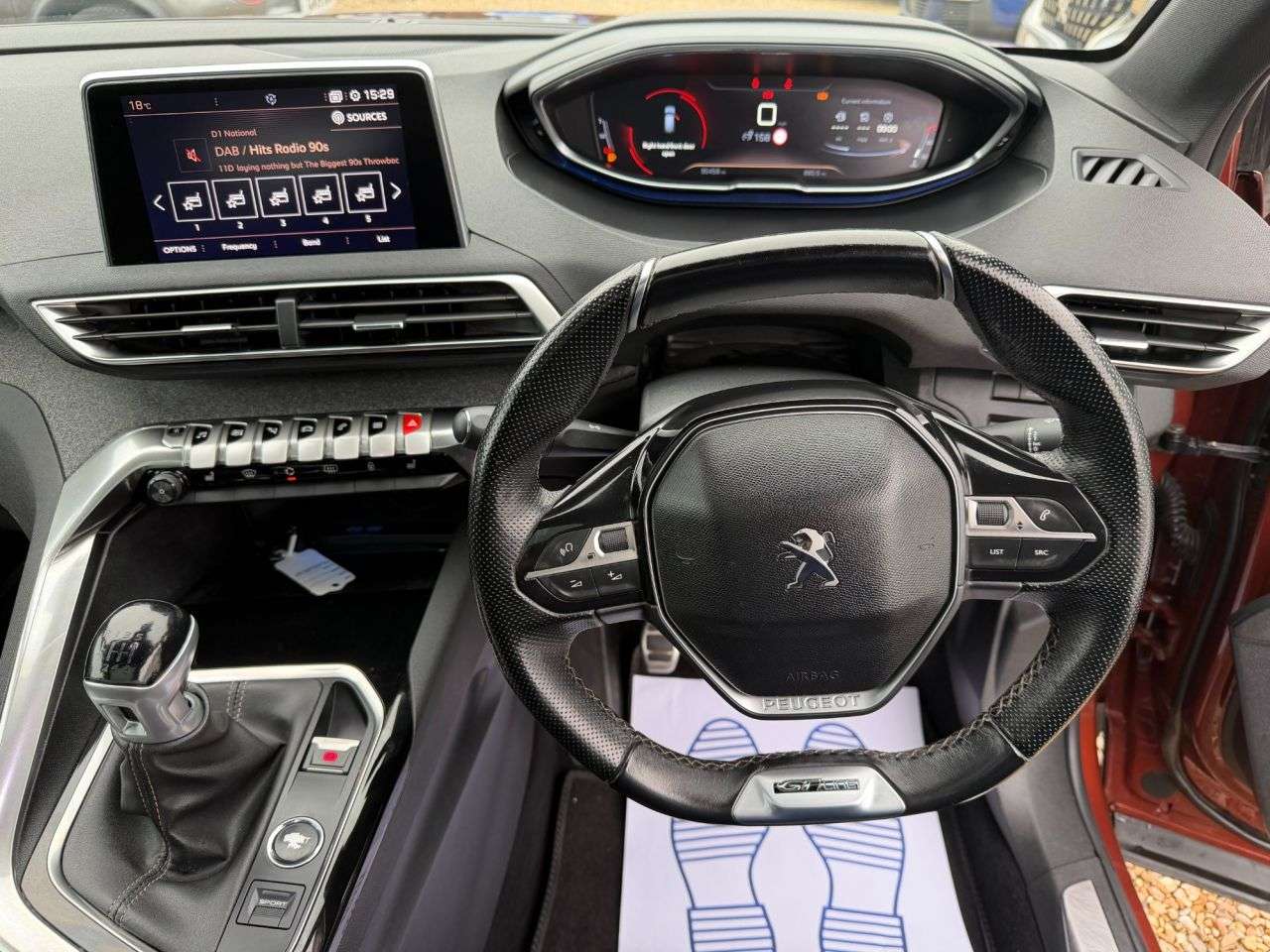 2018 PEUGEOT 3008 2018 PEUGEOT 3008