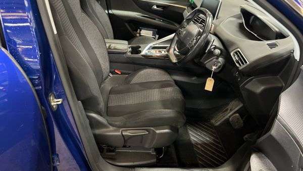 2018 PEUGEOT 3008 2018 PEUGEOT 3008