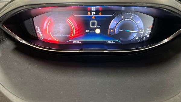 2018 PEUGEOT 3008 2018 PEUGEOT 3008