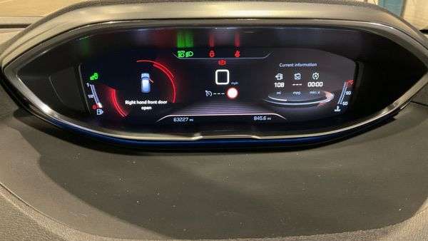 2019 PEUGEOT 3008 2019 PEUGEOT 3008