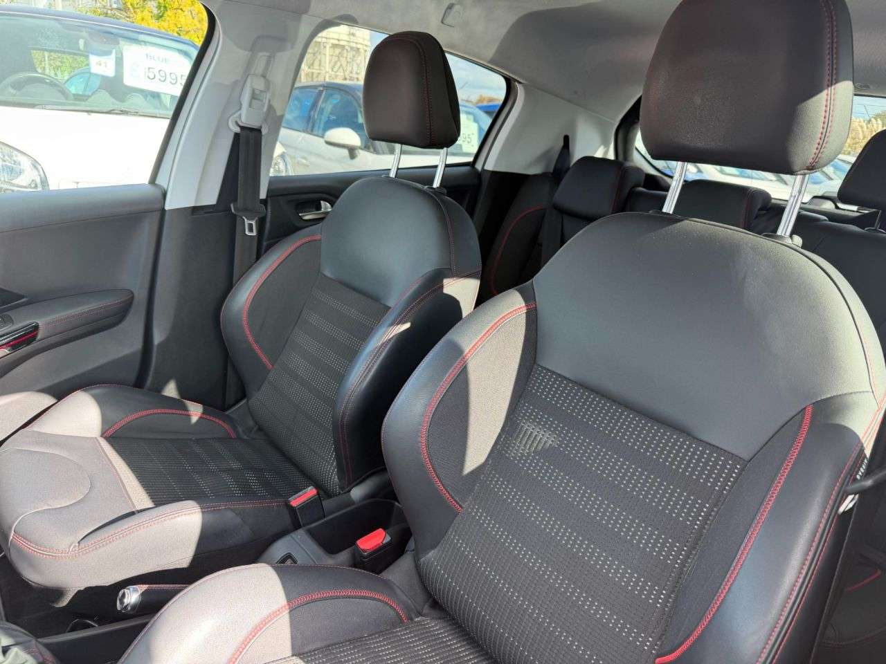 2018 PEUGEOT 208 2018 PEUGEOT 208