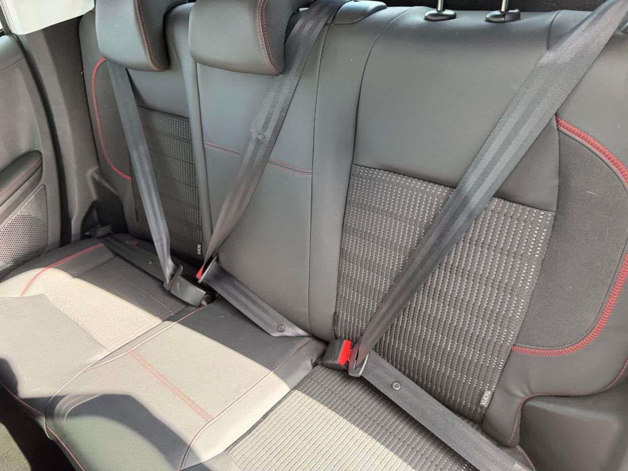 2018 PEUGEOT 208 2018 PEUGEOT 208
