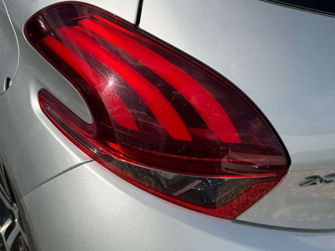 2018 PEUGEOT 208 2018 PEUGEOT 208