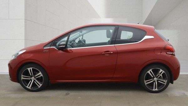 2016 PEUGEOT 208 2016 PEUGEOT 208