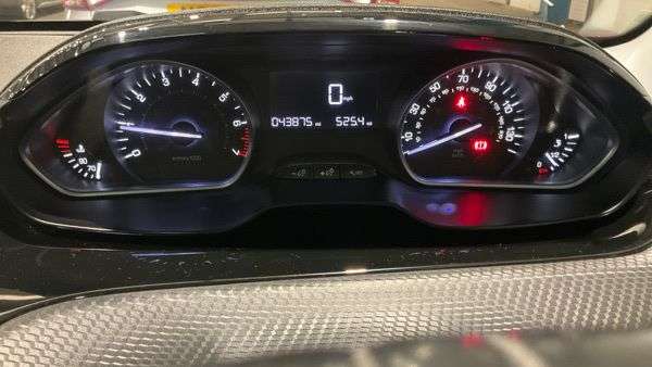 2016 PEUGEOT 208 2016 PEUGEOT 208