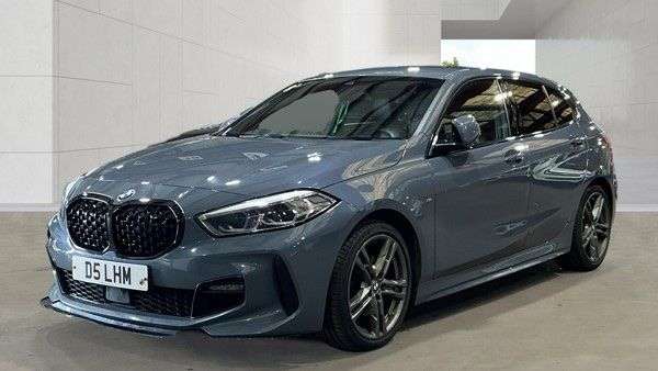 A 2020 BMW 1 SERIES 1.5 118i M Sport Hatchback 5dr Petrol DCT Euro 6 (s/s) (140 ps) GREAT SERVI A 2020 BMW 1 SERIES 1.5 118i M Sport Hatchback 5dr Petrol DCT Euro 6 (s/s) (140 ps) GREAT SERVI