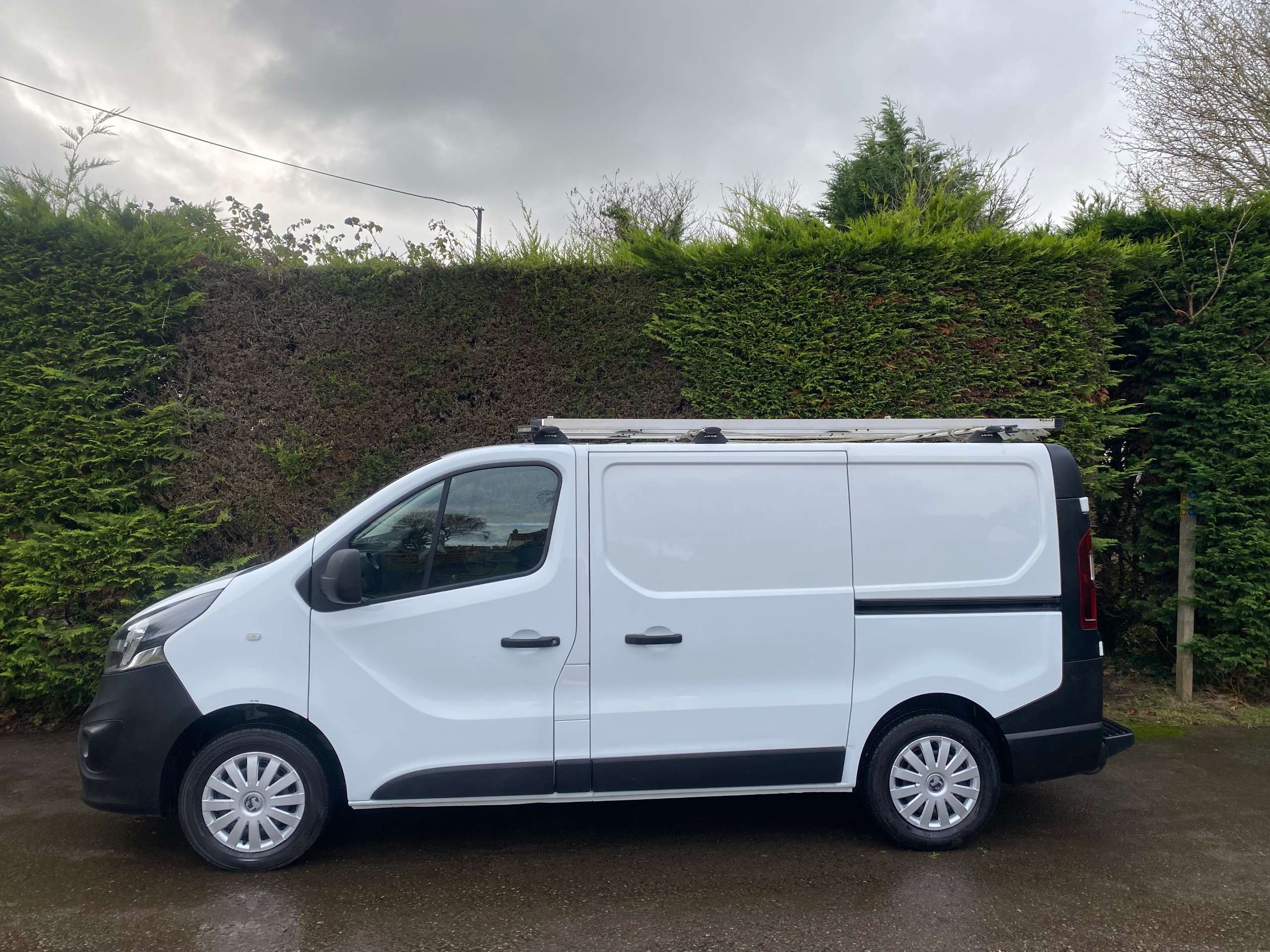 2018 VAUXHALL VIVARO 2018 VAUXHALL VIVARO