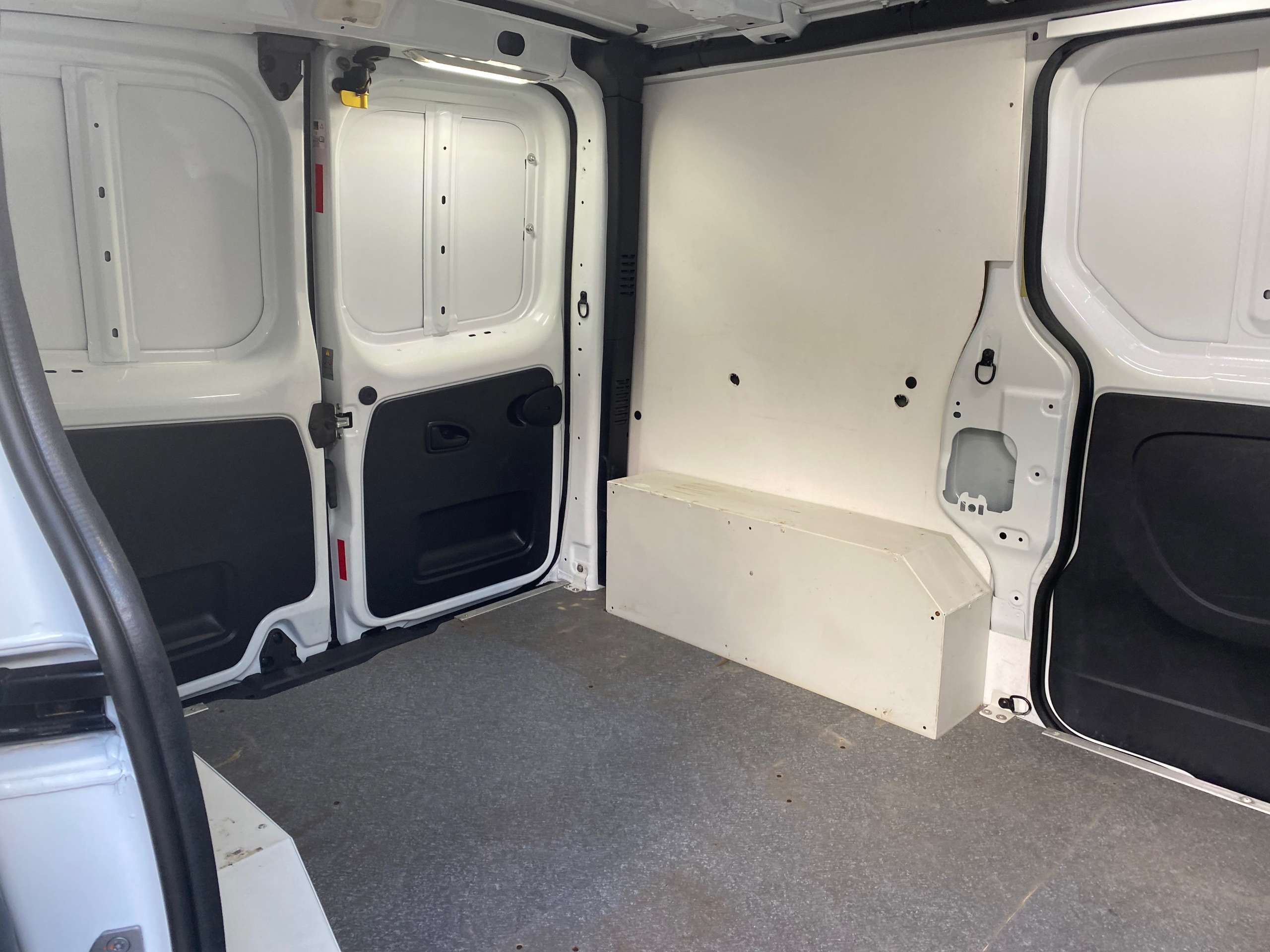 2017 VAUXHALL VIVARO 2017 VAUXHALL VIVARO