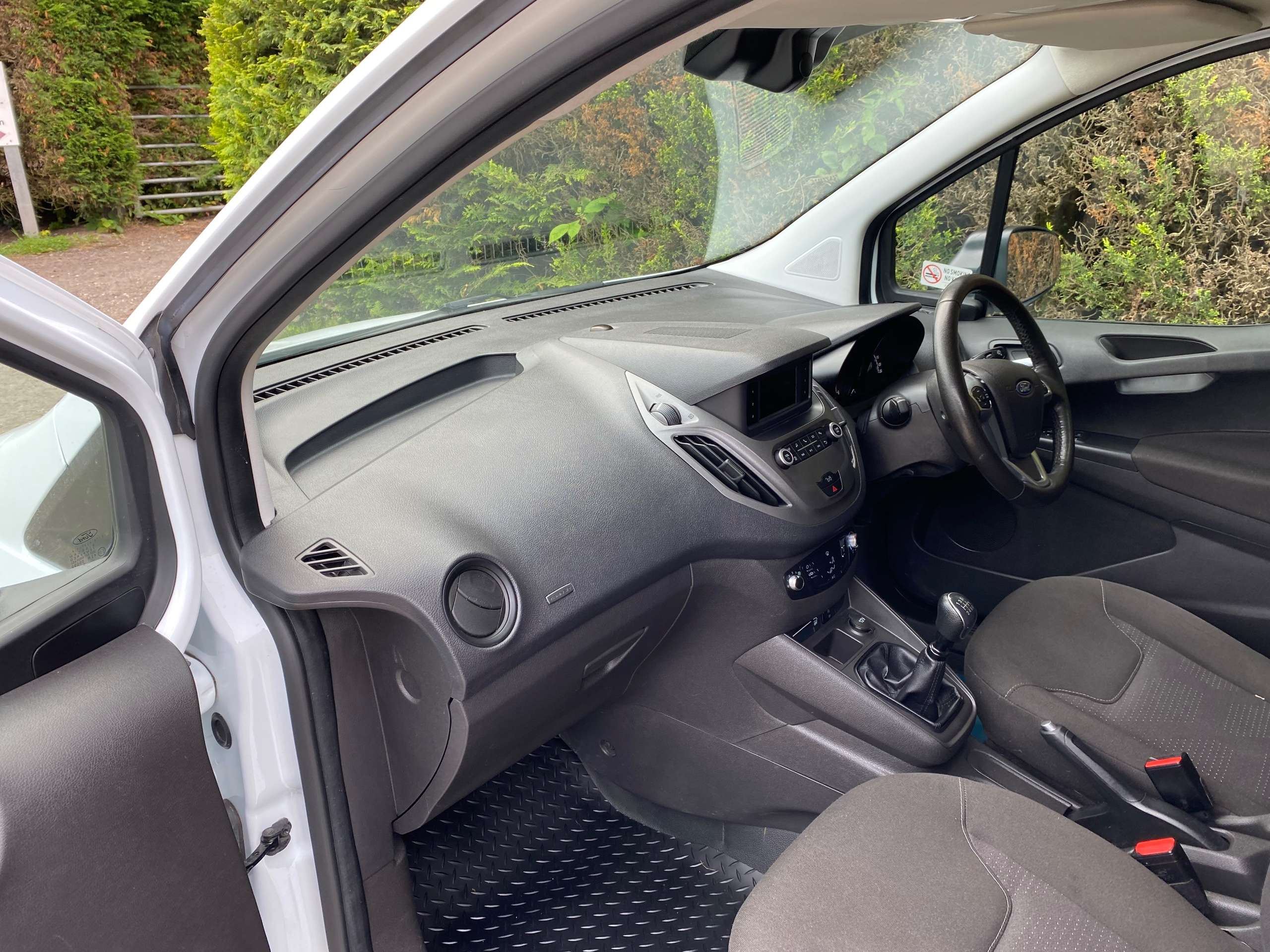 2020 FORD TRANSIT COURIER 2020 FORD TRANSIT COURIER