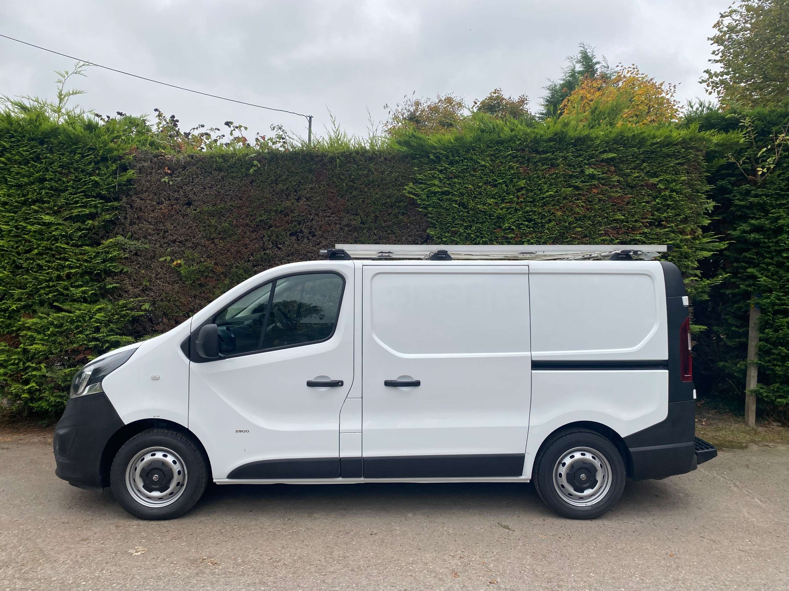 2016 VAUXHALL VIVARO 2016 VAUXHALL VIVARO