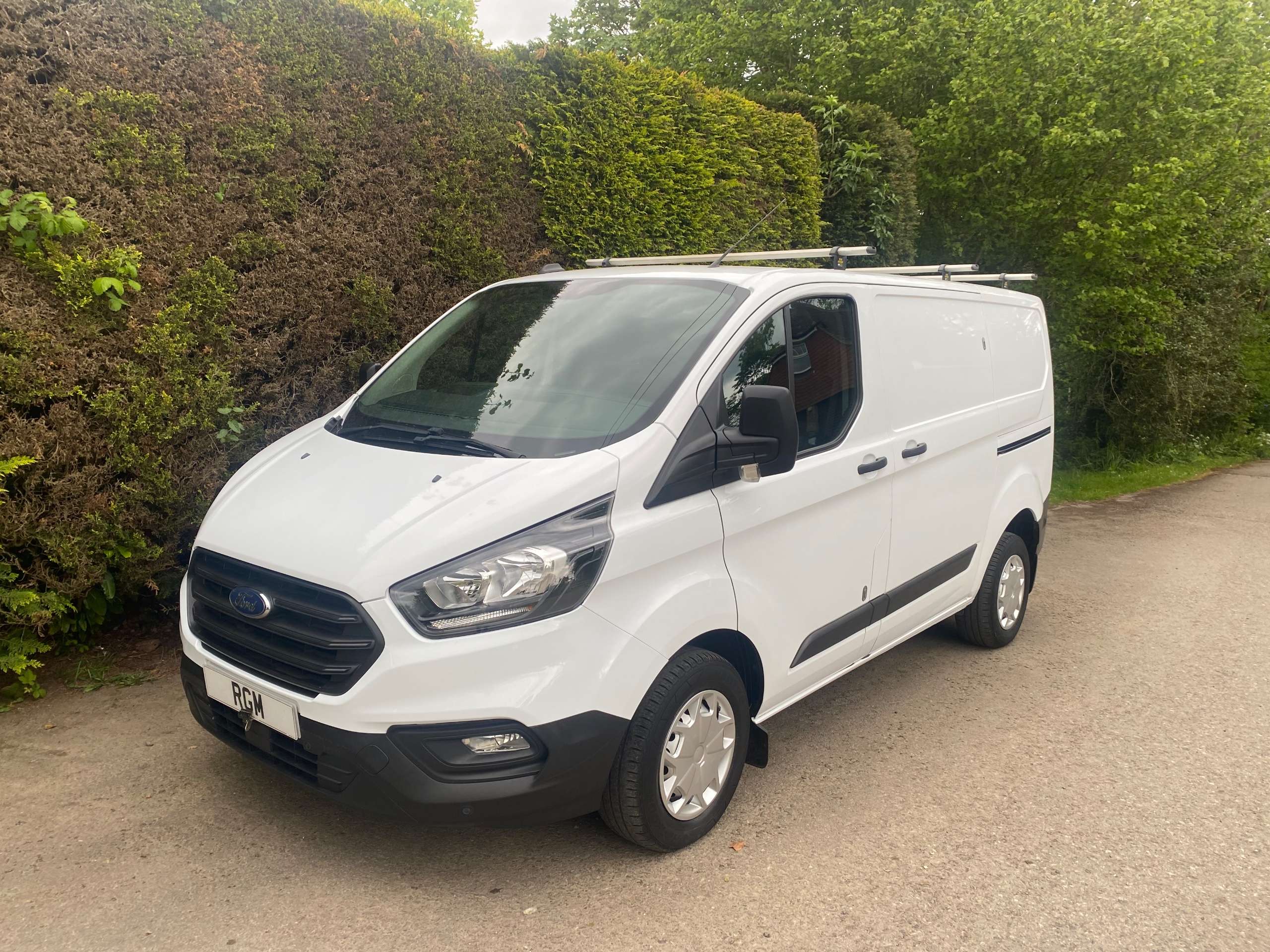 A 2020 FORD TRANSIT CUSTOM 2.0 280 L1 H1 Leader Panel Van + vat A 2020 FORD TRANSIT CUSTOM 2.0 280 L1 H1 Leader Panel Van + vat