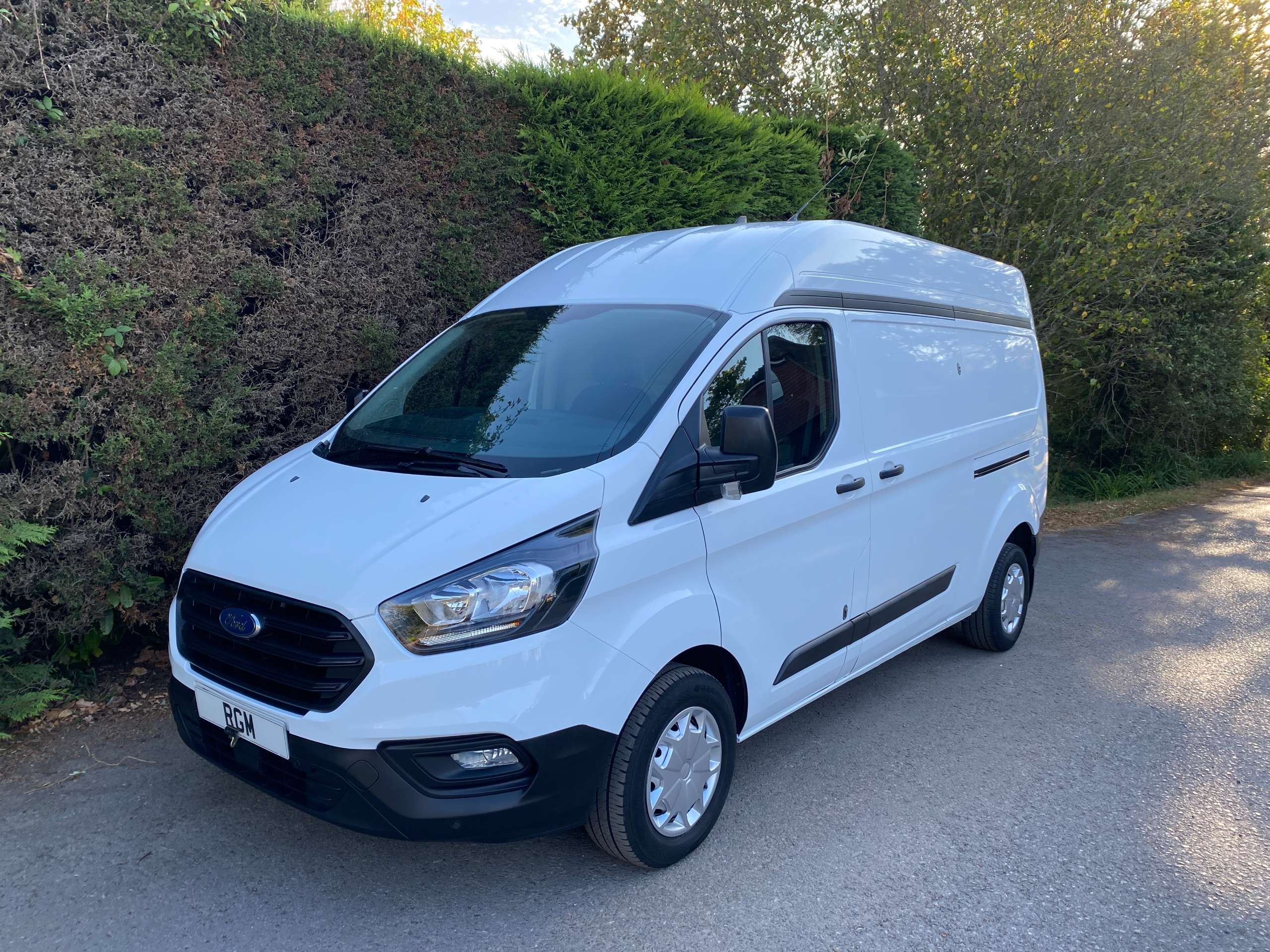 A 2020 FORD TRANSIT CUSTOM 2.0 300 EcoBlue Leader L2 H2 Van + vat A 2020 FORD TRANSIT CUSTOM 2.0 300 EcoBlue Leader L2 H2 Van + vat