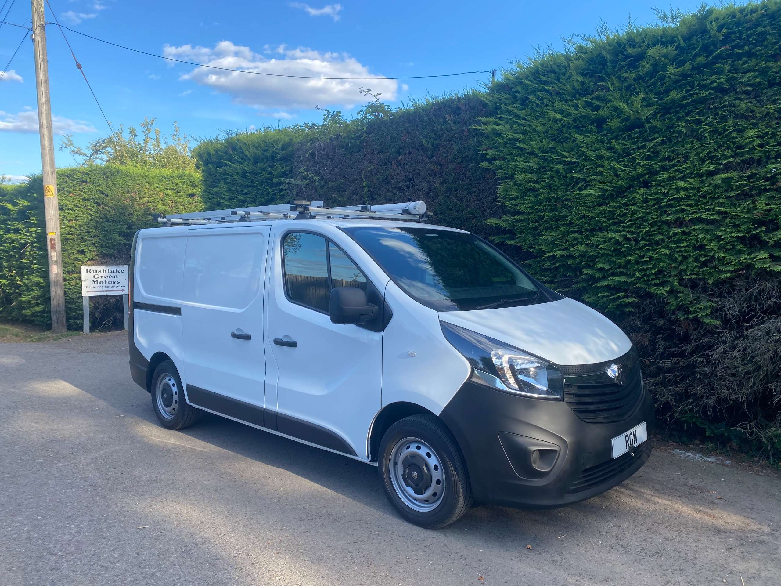 A 2018 VAUXHALL VIVARO 1.6 CDTi 2900 L1 H1 Euro 6 Van + vat A 2018 VAUXHALL VIVARO 1.6 CDTi 2900 L1 H1 Euro 6 Van + vat