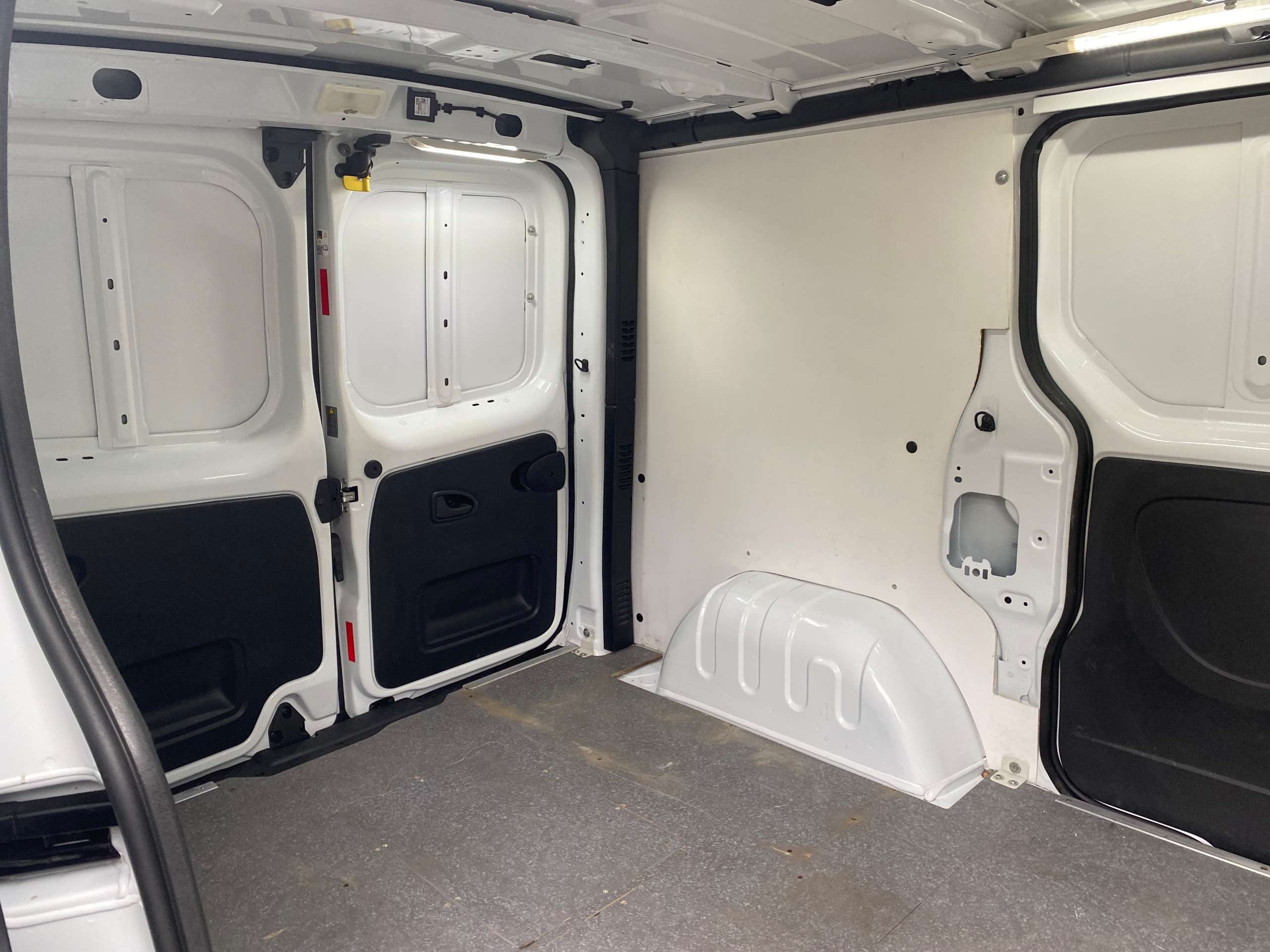 2017 VAUXHALL VIVARO 2017 VAUXHALL VIVARO