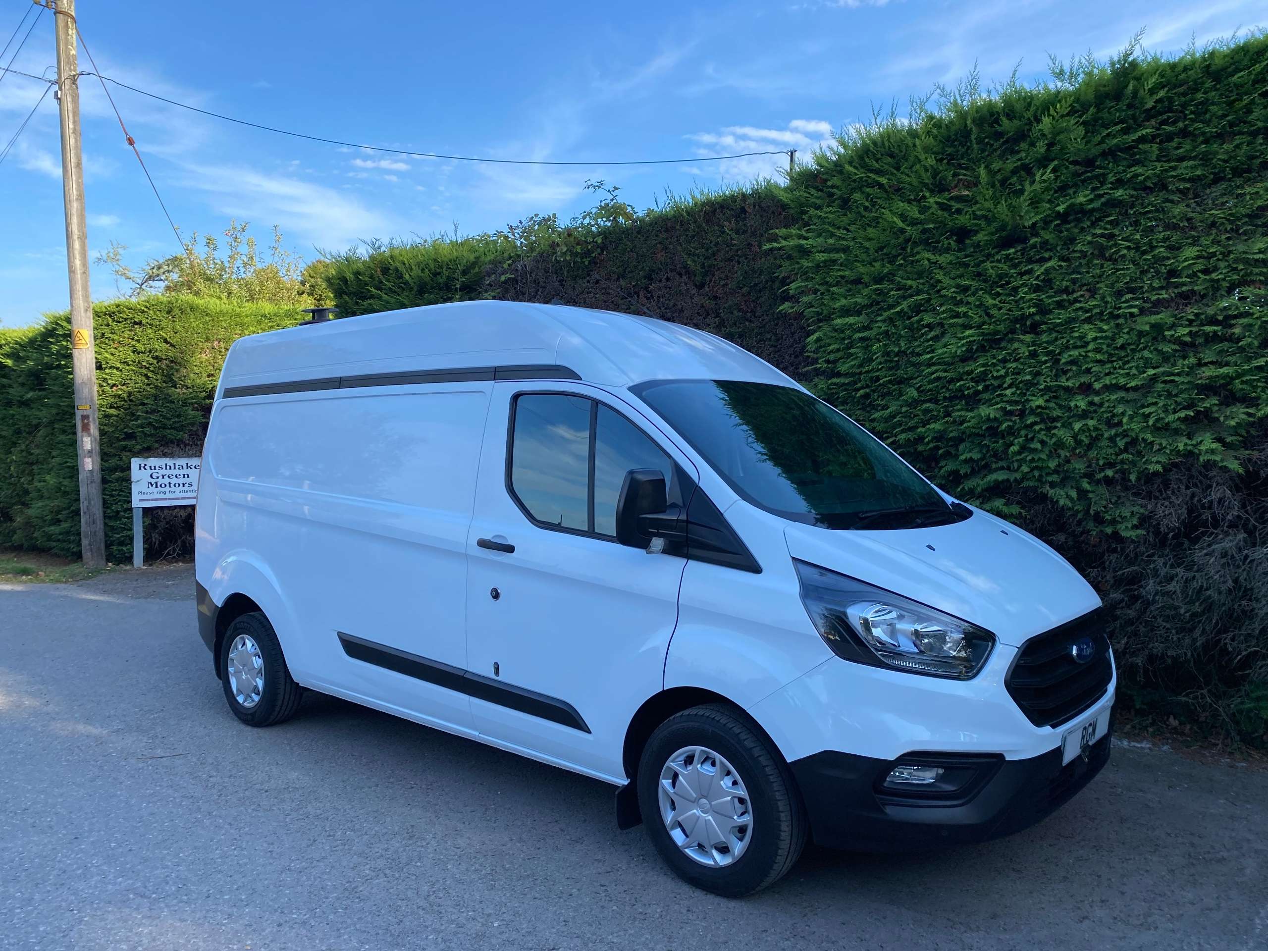 A 2020 FORD TRANSIT CUSTOM 2.0 300 EcoBlue Leader L2 H2 Van + vat A 2020 FORD TRANSIT CUSTOM 2.0 300 EcoBlue Leader L2 H2 Van + vat