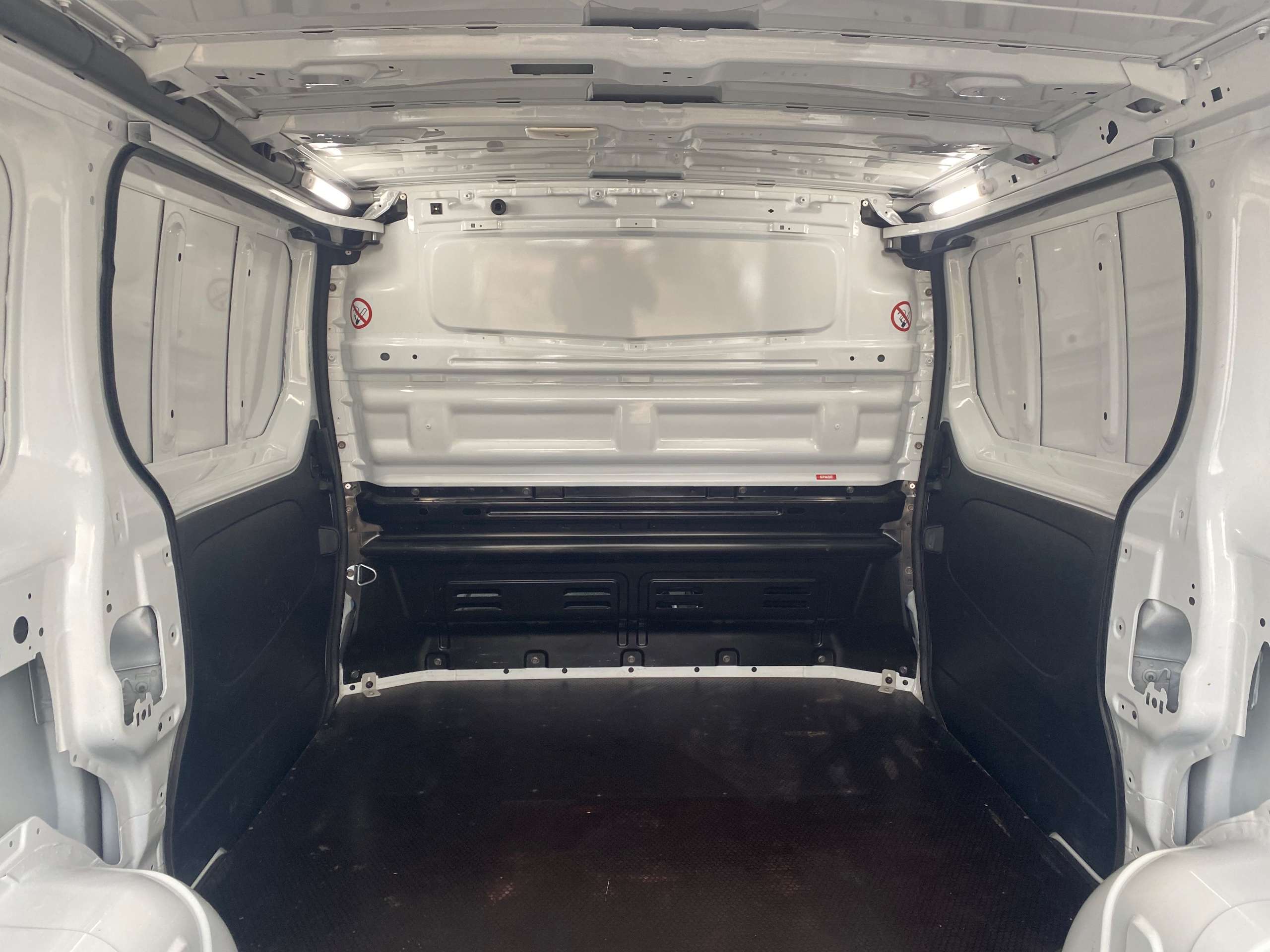 2018 VAUXHALL VIVARO 2018 VAUXHALL VIVARO