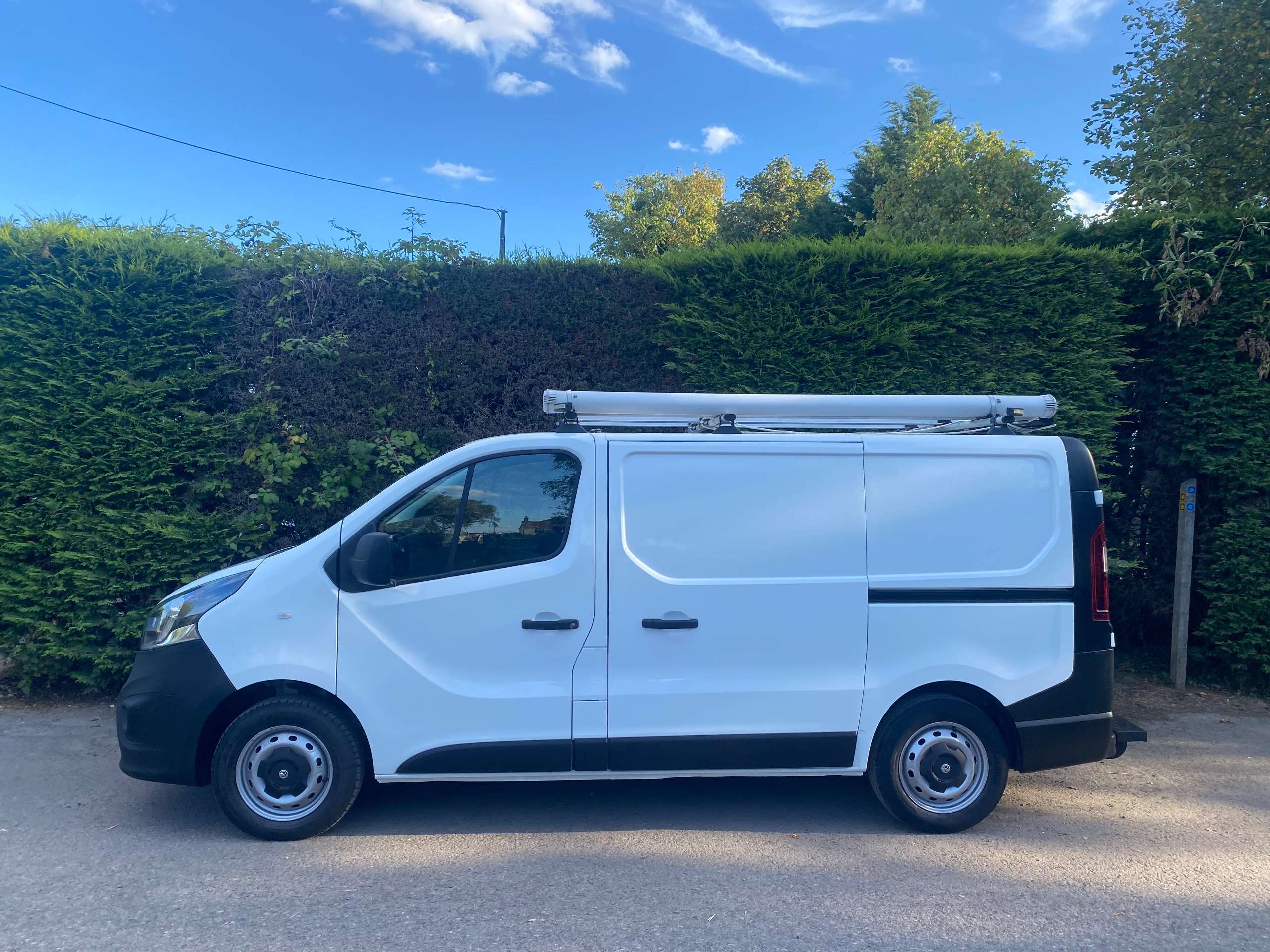 2018 VAUXHALL VIVARO 2018 VAUXHALL VIVARO